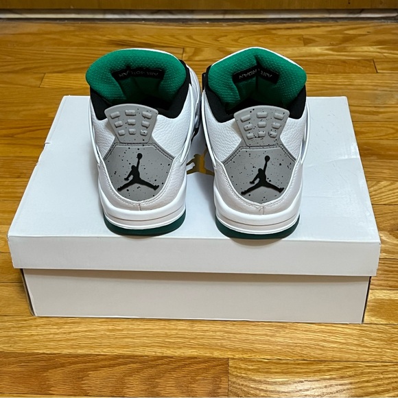 Jordan 4 Rasta/Lucid Green - sz 8.5 Wmns - Picture 4 of 5